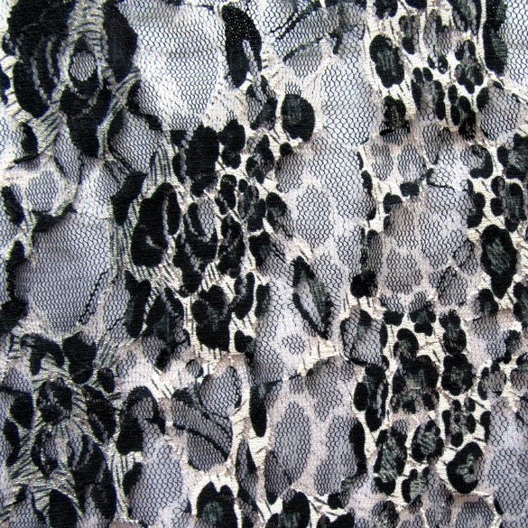 Antique Paisley Pattern Stretch Lace Fabric